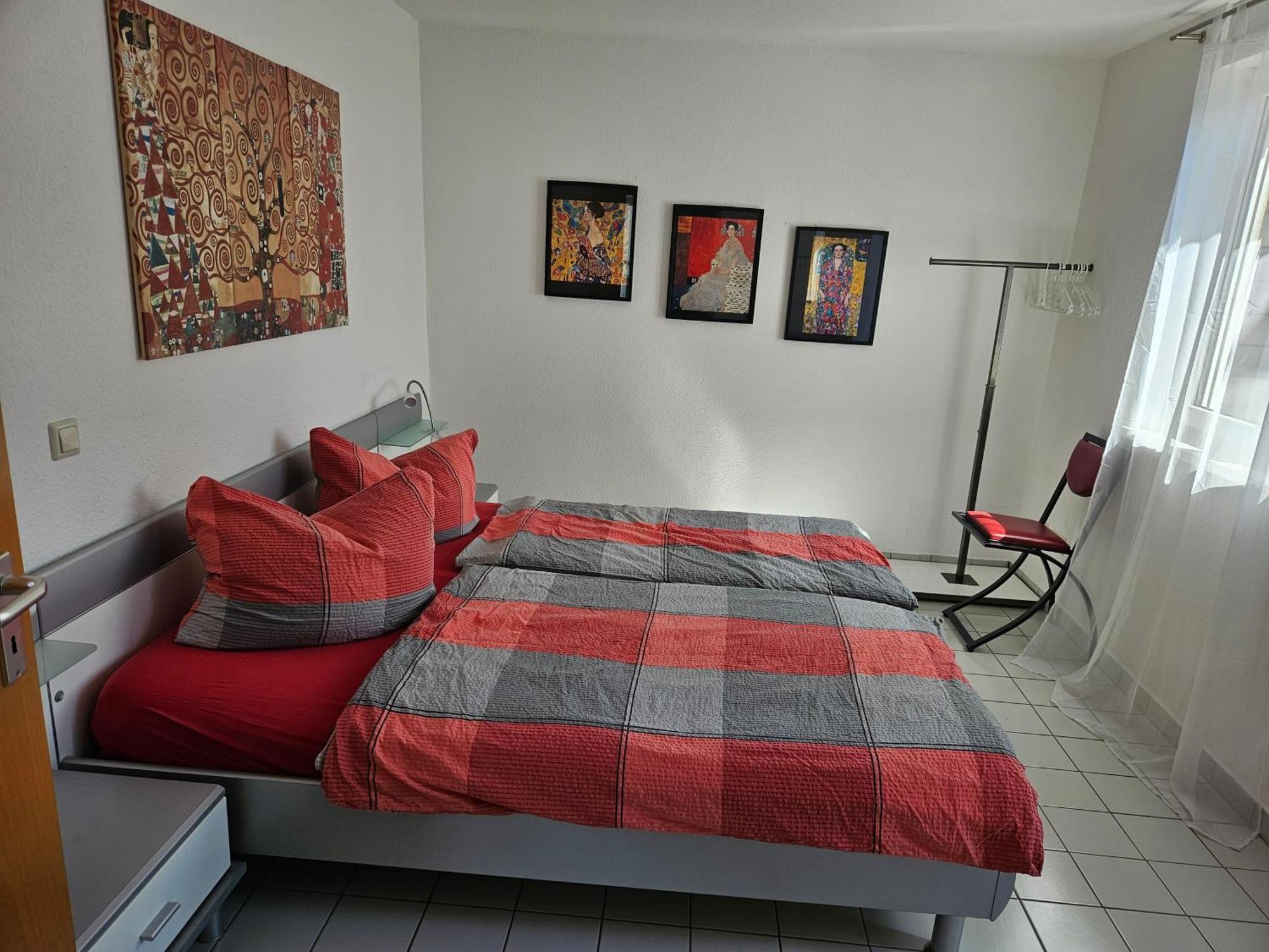 Komfortables 3-Zimmer Apartment In Schwetzingen Zwischen Mannheim Und Heidelberg Rom bilde